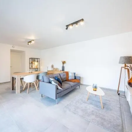 Centre Holidays Apartamento *